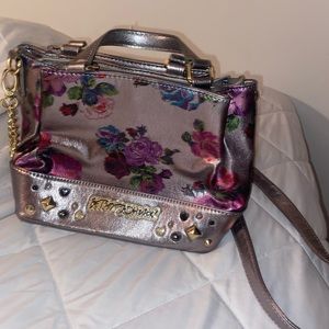 Betsey Johnson cross body bag!